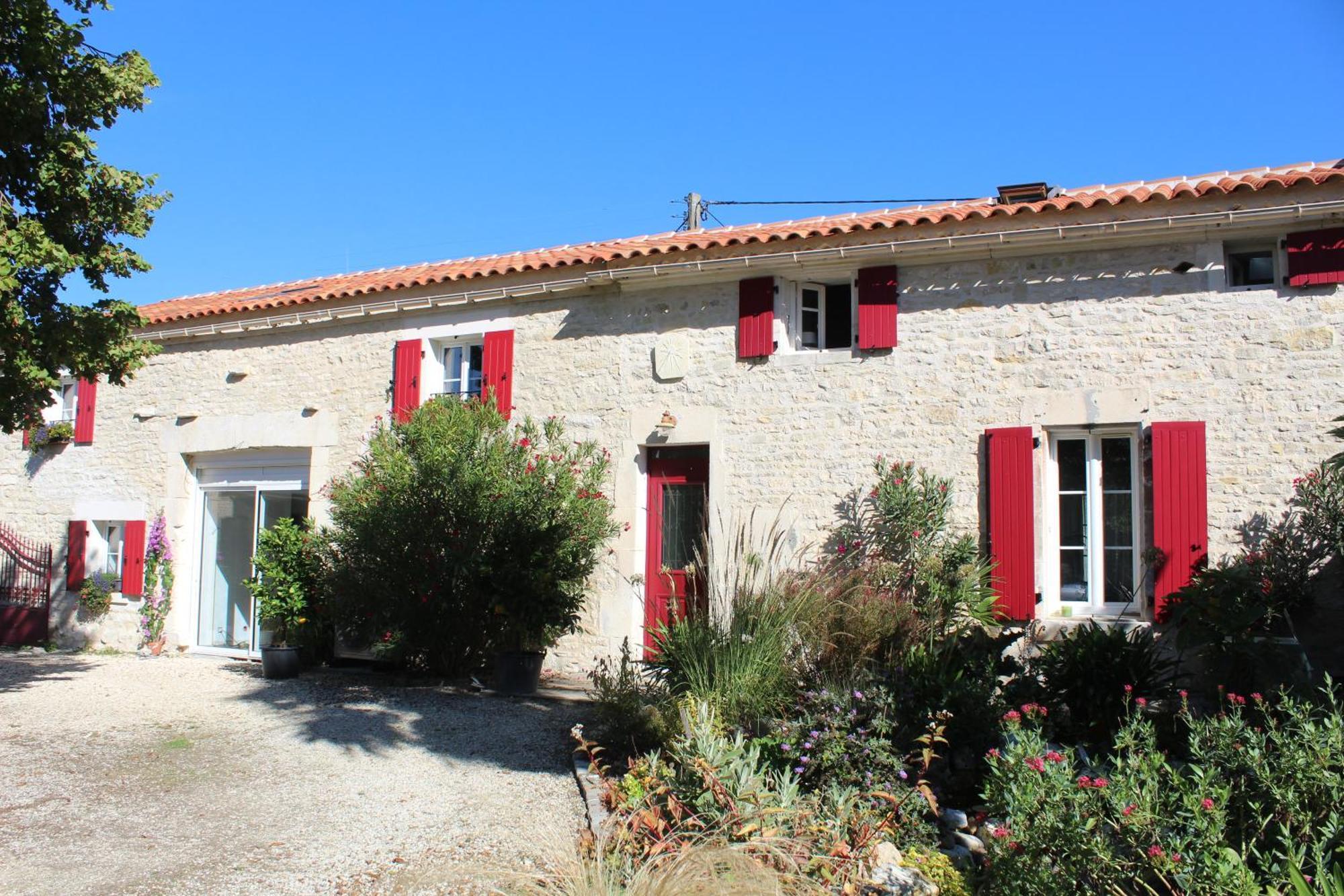 Bed and Breakfast La Douce Charentaise à Mérignac Extérieur photo