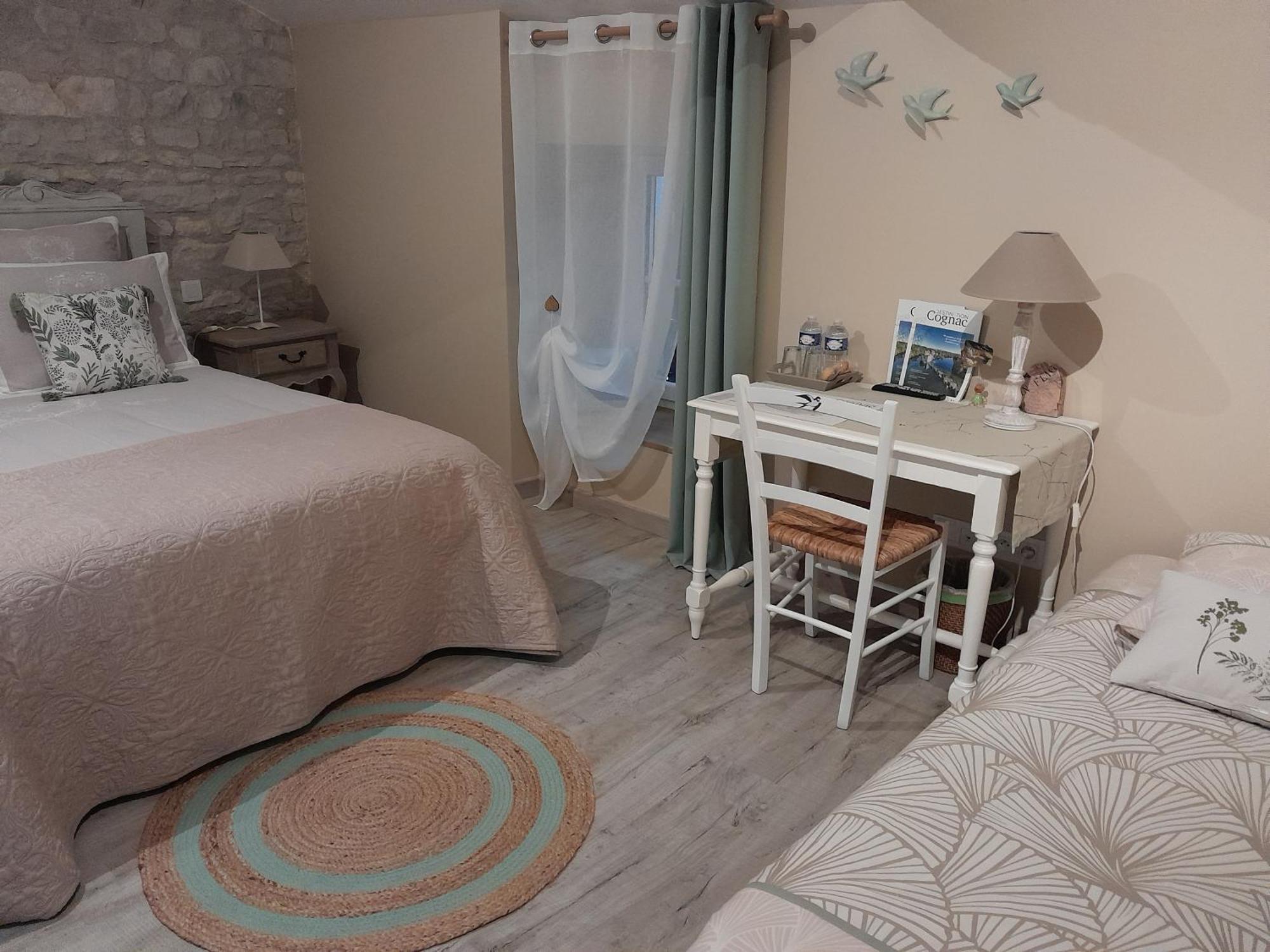 Bed and Breakfast La Douce Charentaise à Mérignac Extérieur photo